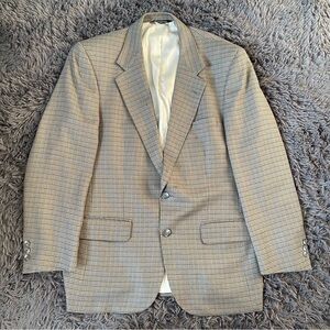 Vintage Burberry Tan Blazer w/ Elegant Check Pattern